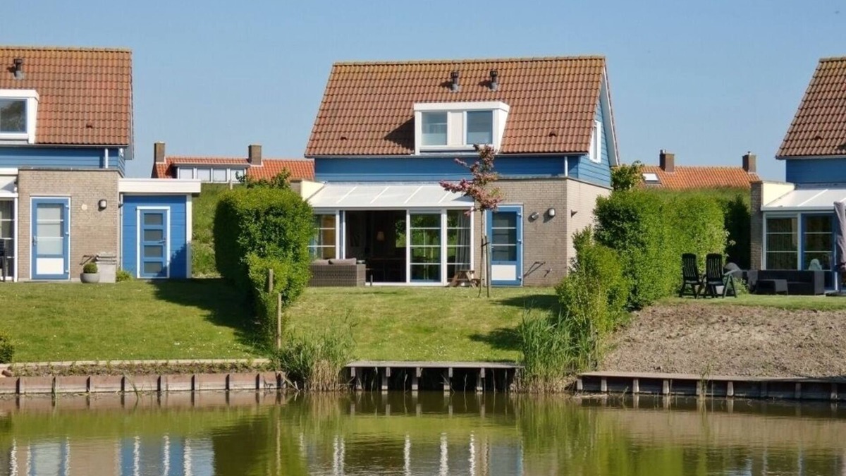 Hoofdplaat House | Antibes 240 - Kustpark Village Scaldia - Detached holiday villa directly at the lake with spacious garden
