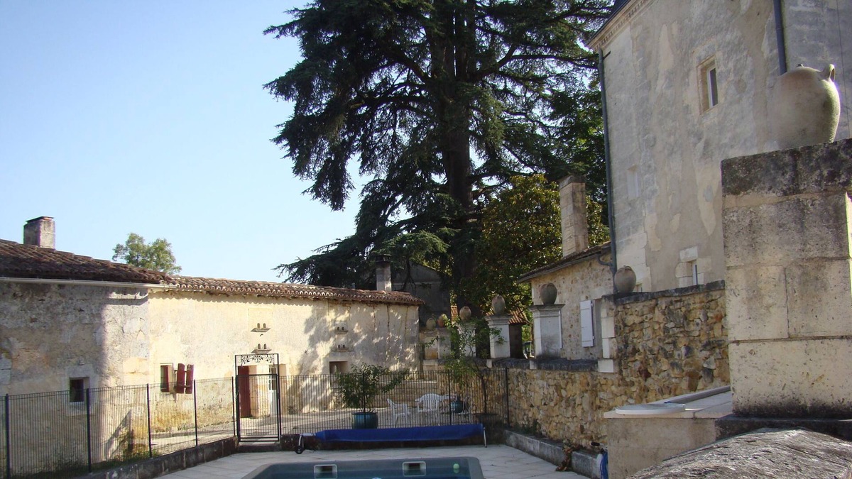 Mareuil en Perigord Other | Antic farm, on the hill, walking distance to the village.