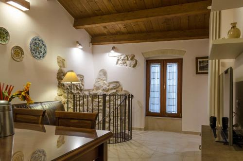 Altamura Apartment | ANTICA CASA TRECENTESCA