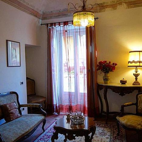 Scanno House | Antica Dimora Fuori Le Mura B&B