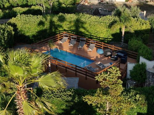 Ceglie Messapica Villa | Antica Foggia Vetere villa con piscina
