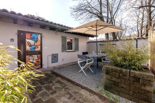 Oltretorrente Apartment | Antica legnaia - vita all'aperto in centro storico