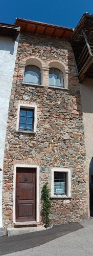 Carabietta House | Antica torre del castello Casa Ceresiana