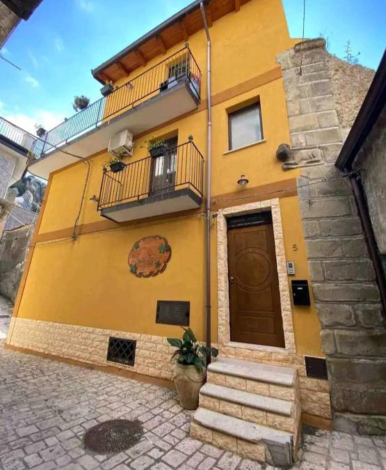 Motta Camastra Apartment | Antico Borgo - A due passi dalle Gole Alcantara