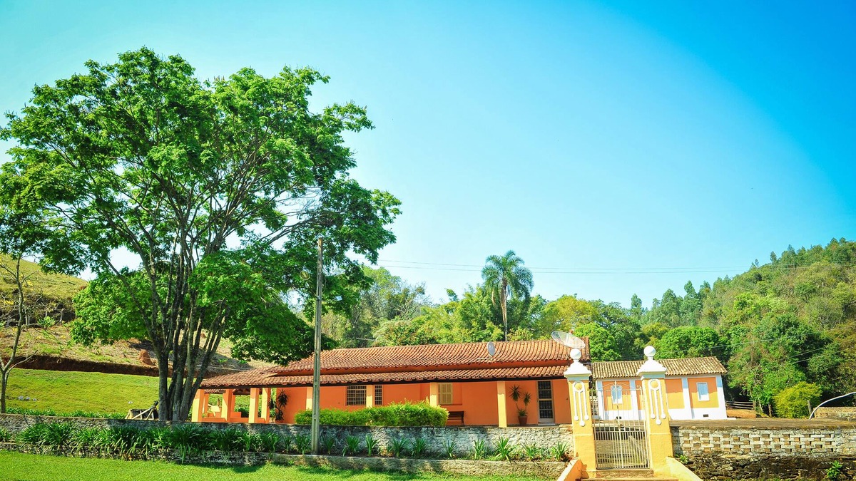 Socorro House | Antiga Fazenda de Café, Casa de 1917, Piscina de Agua Mineral