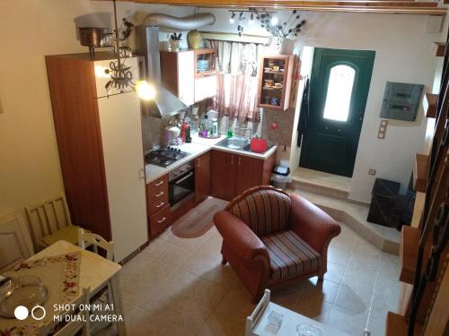 Giannades Apartment | Antigoni - Traditional house in village