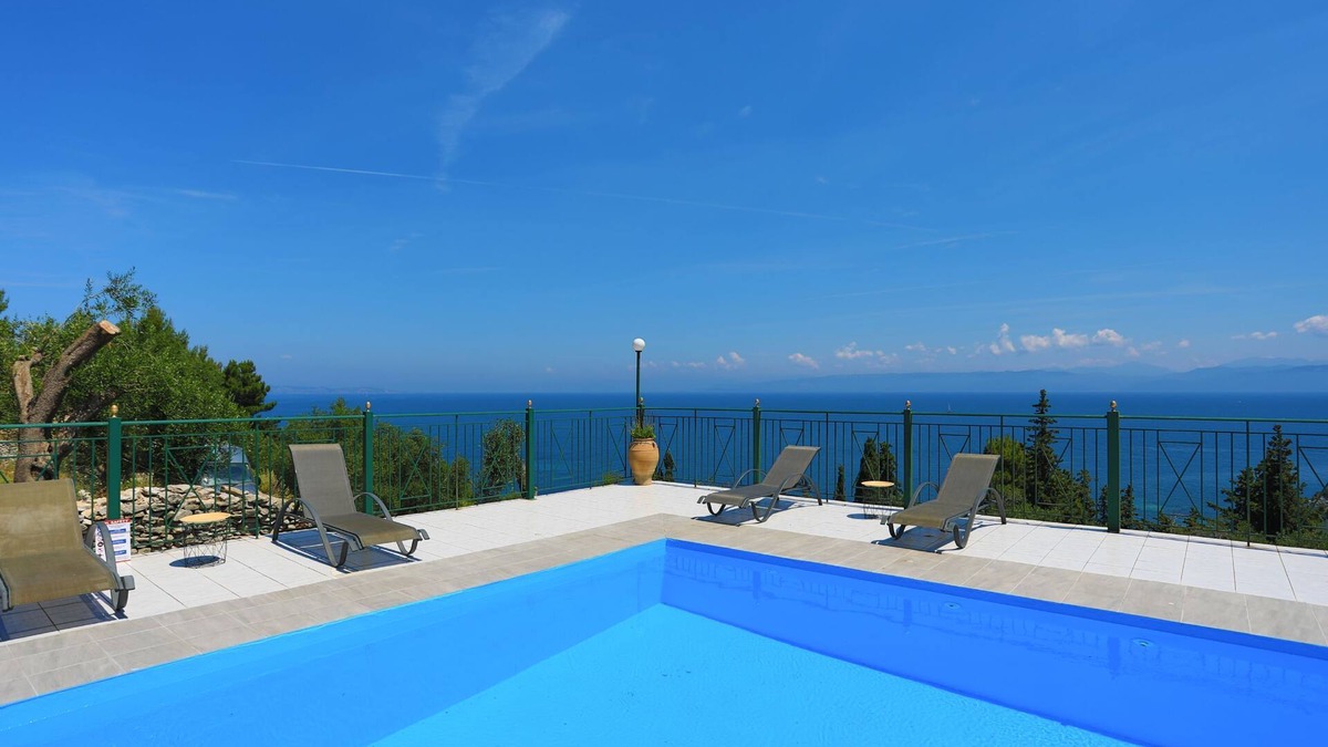Koutsi Apartment | Antigoni Villa Tria: Stunning views, shared pool