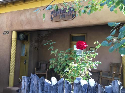 Downtown Santa Fe Bed & Breakfast | Antigua Inn