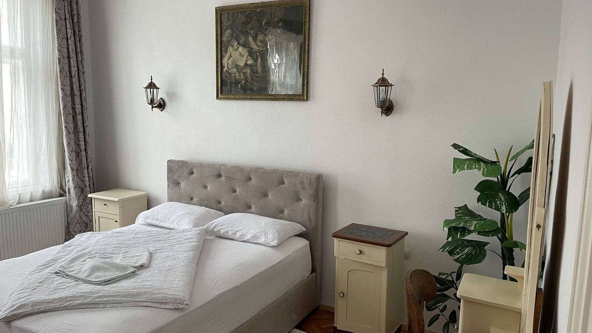 Sfantu Gheorghe House | ANTIK guesthouse- 3 min from center