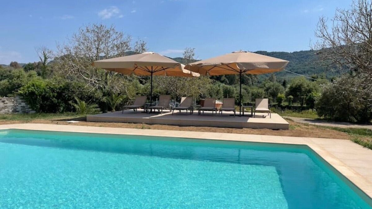Archea Pissa Villa | Antinea Olympian Villa Pink