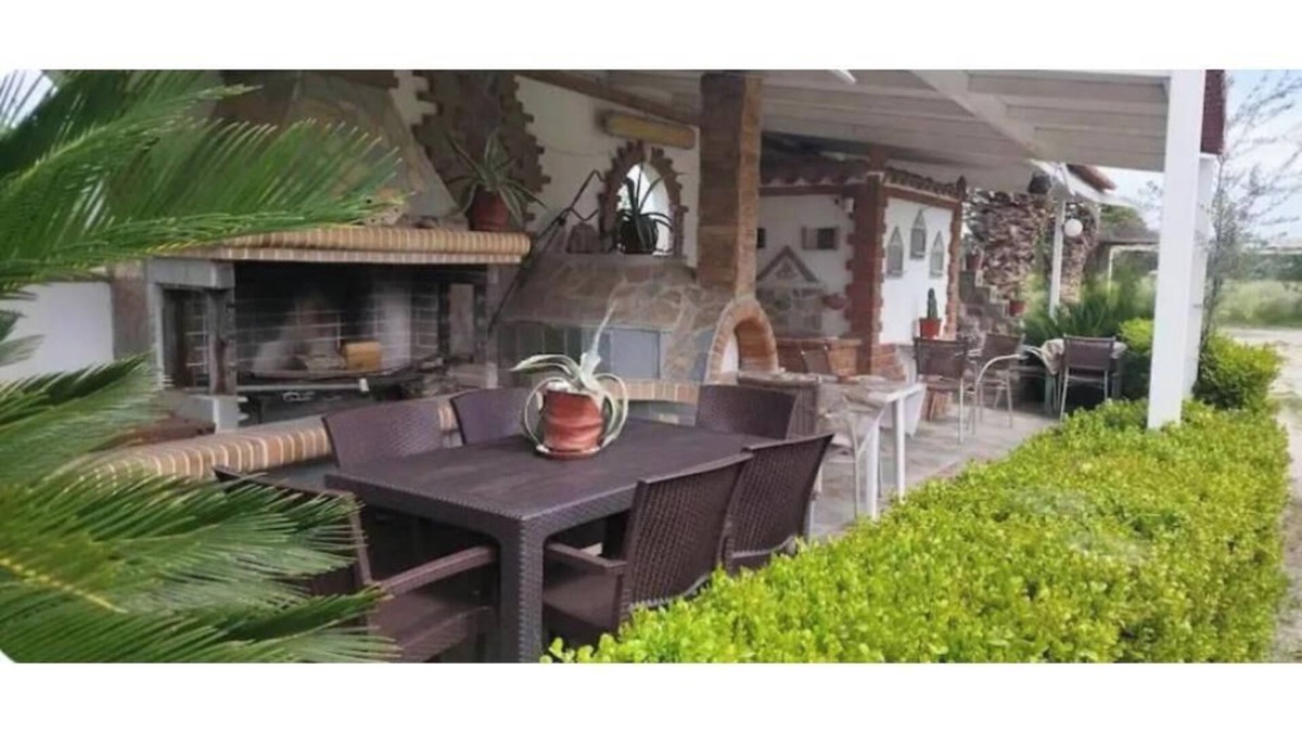 Kalloni Apartment | Antissa House in Carpe Diem Villas and Houses