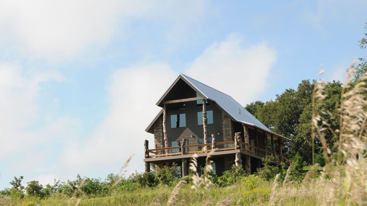Anita Cabin | Antler Hill Lodge- Newly Built!