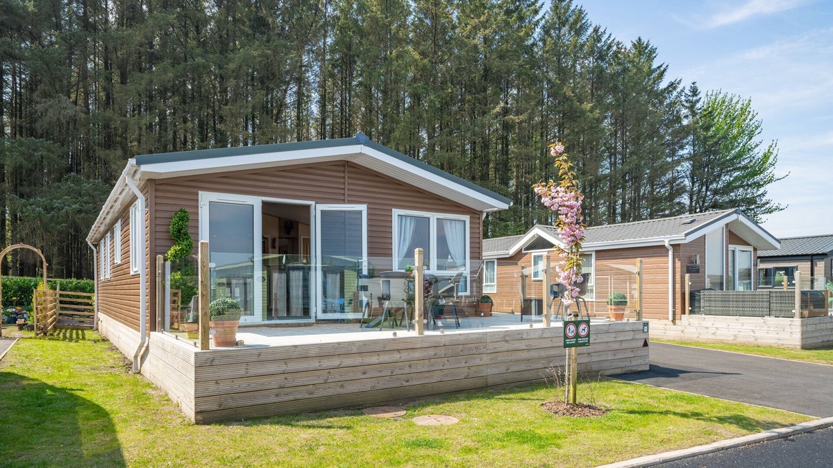 Cockermouth Cabin | Antler Lodge - Meadows Retreat Lodge Park