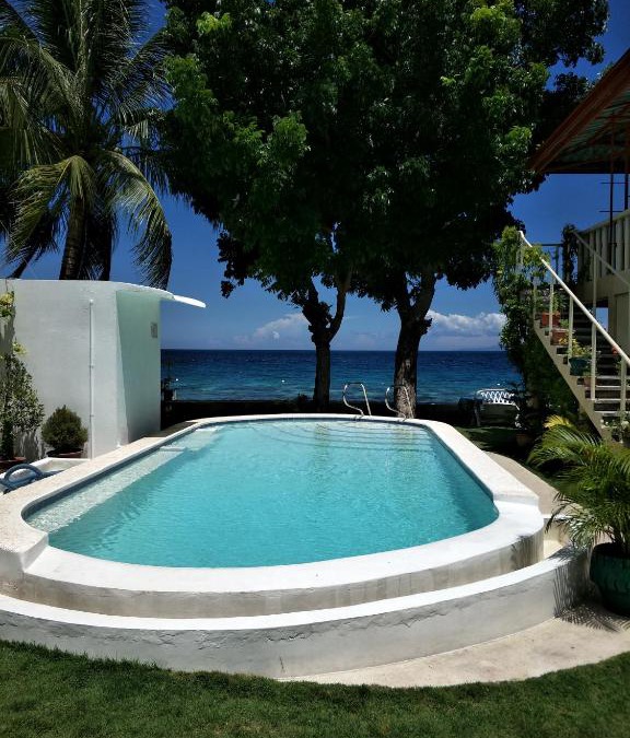 Oslob Resort | Anton's Beach Resort