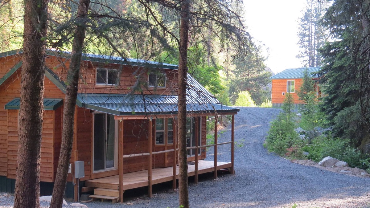 North Powder Cabin | Antone Creek Lodge, Cabin #4