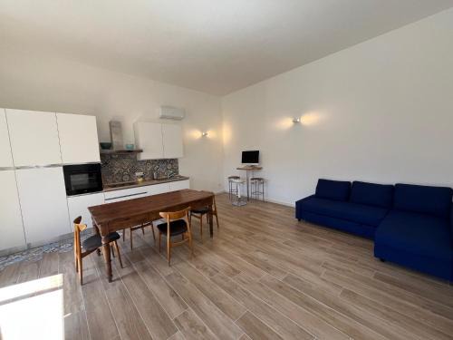 Bulzi Apartment | Antoni House