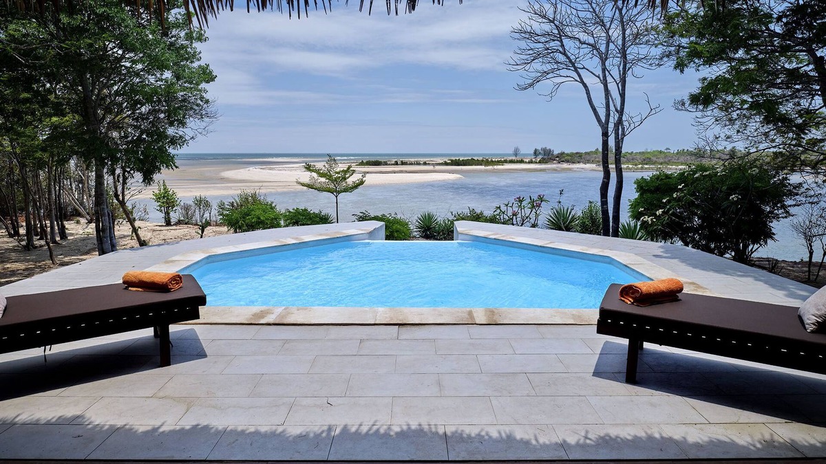 Mahajanga Cabin | Antsanitia Resort