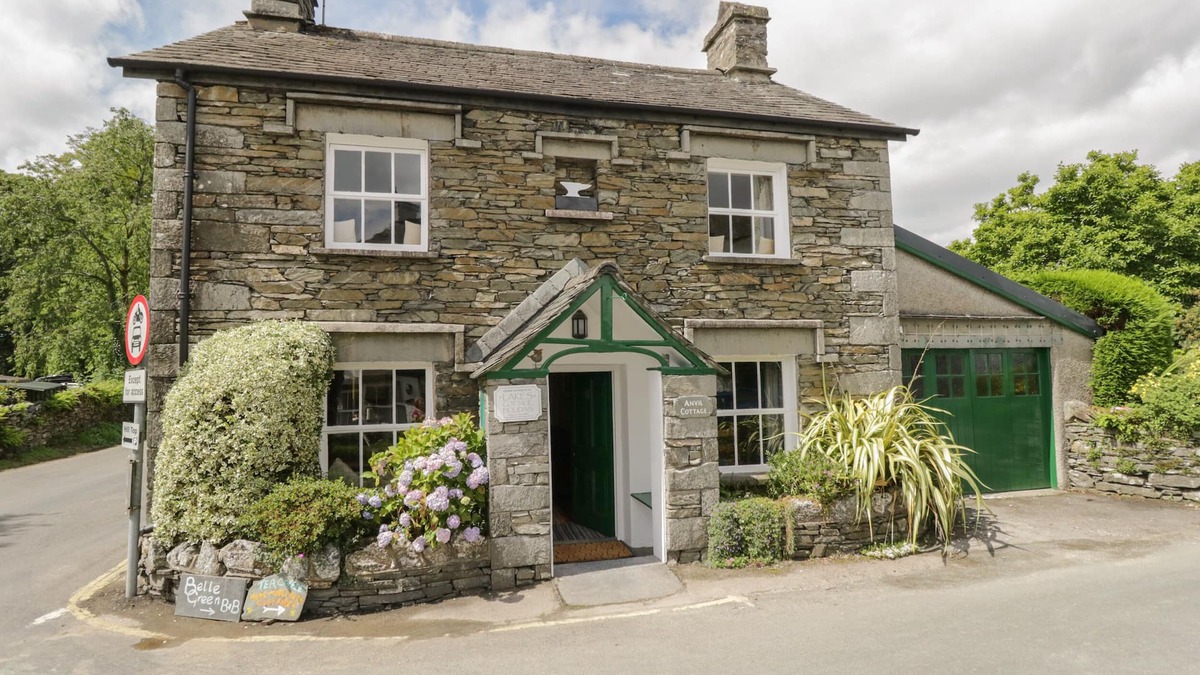 Near Sawrey Cottage | ANVIL COTTAGE, pet friendly, character holiday cottage in Sawrey