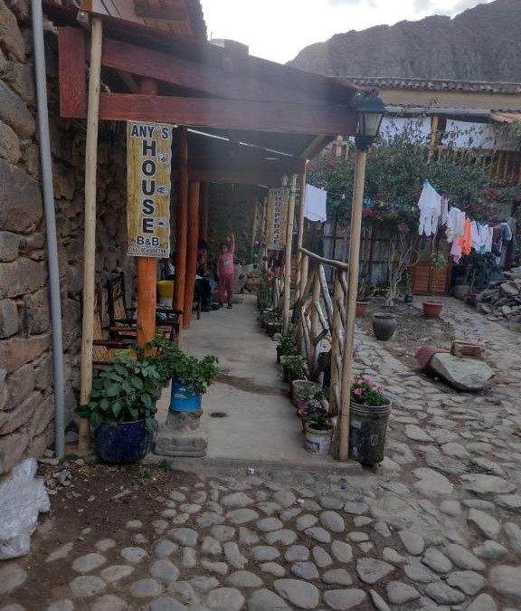 Ollantaytambo Bed & Breakfast | ANY'S HOUSE BED AND BREAKFAST