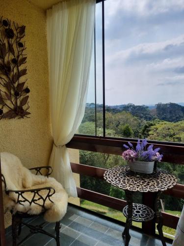 Alto da Boa Vista Apartment | Ap Vista Linda 8 Min Capivari