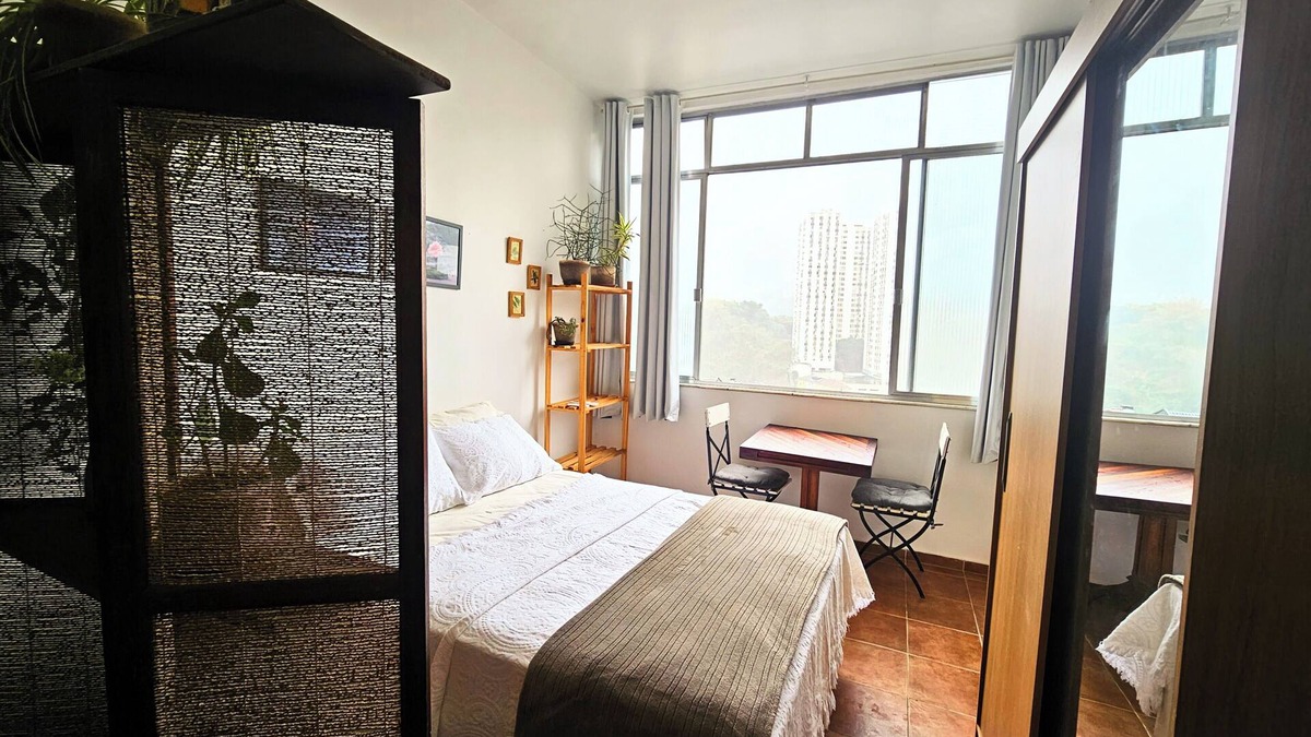 Laranjeiras Apartment | Apartment with beautiful view of Laranjeiras Christ the Redeemer