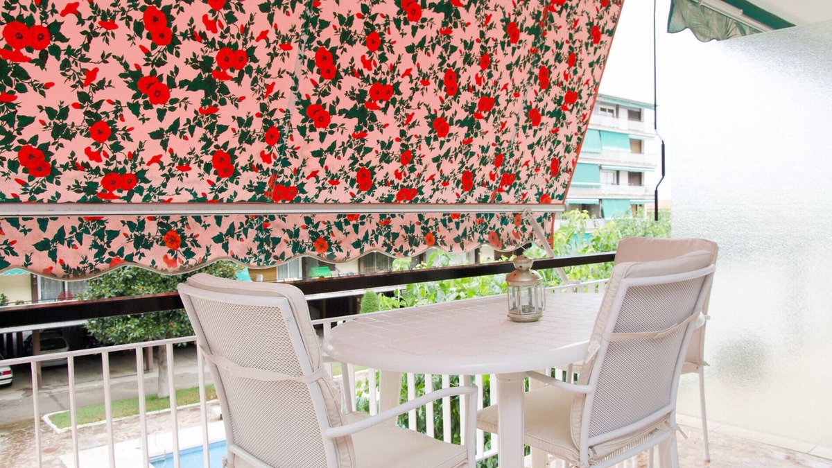 Sant Andreu de Llavaneres Apartment | Apartment LLavaneras 30' Barcelona with swimming pool, beachfront and train