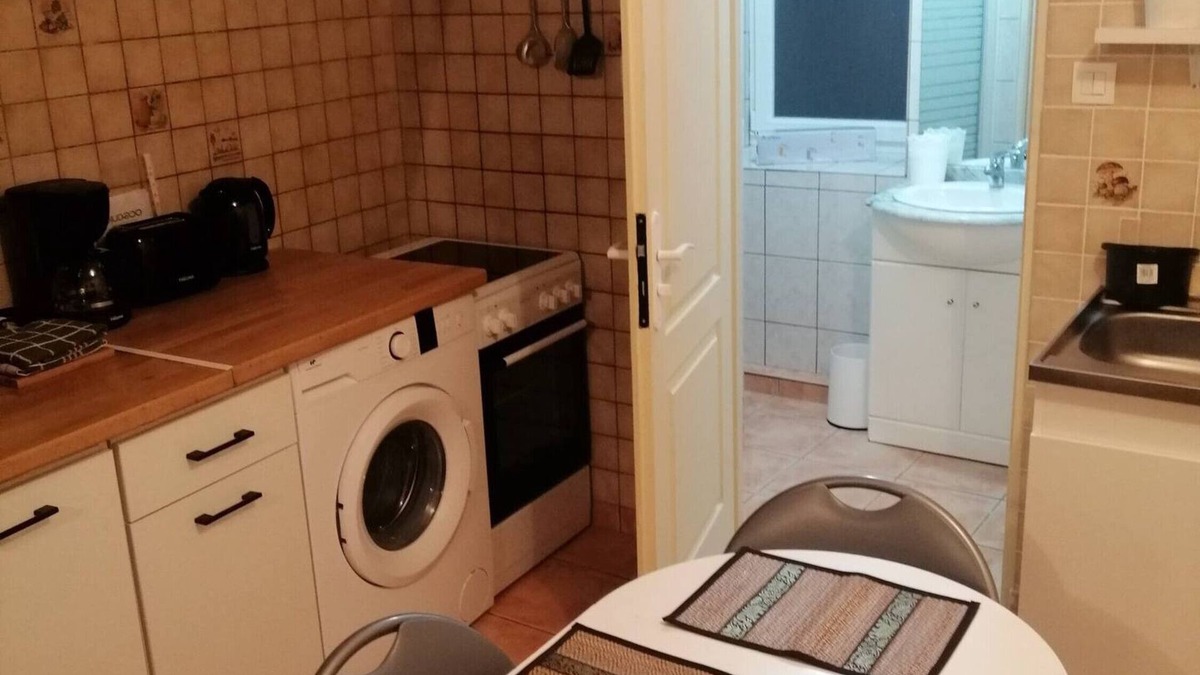 Saint-Julien-Molin-Molette Apartment | Apartment 'La Molette' with Balcony