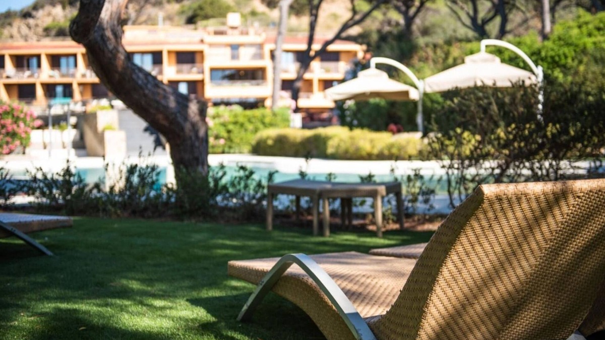 Roccamare Apartment | Apartment mit Pool in Strandnähe