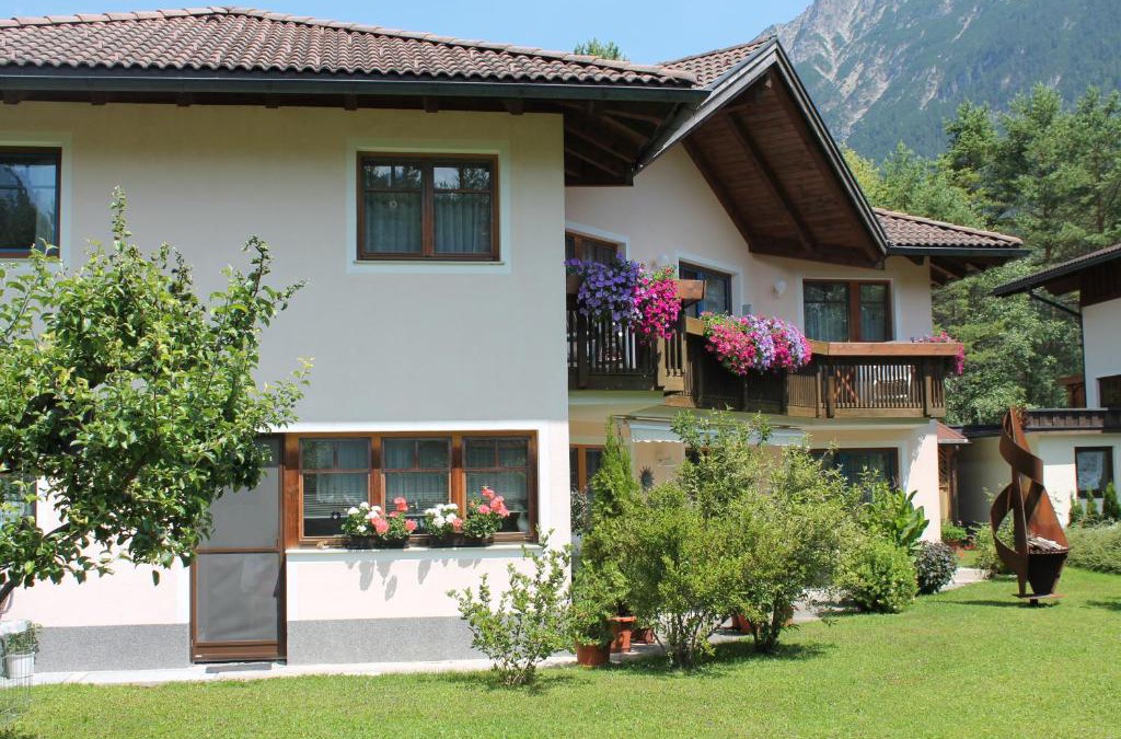 Stanzach Apartment | Apart-Alpin