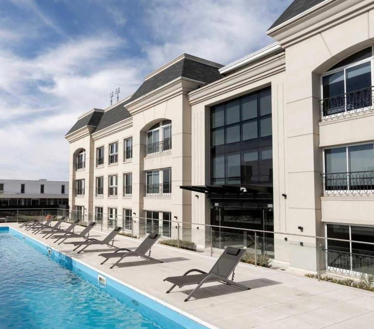 Rio Cuarto Apartment | Apart France - Monoambiente con piscina y estacionamiento