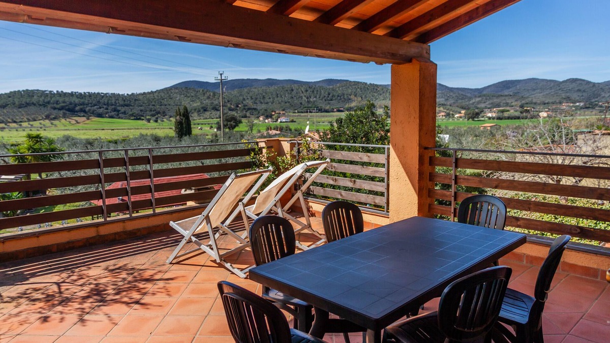 Pian di Rocca Apartment | Apartment "Casa Rita" with Shared Garden & Wi-Fi