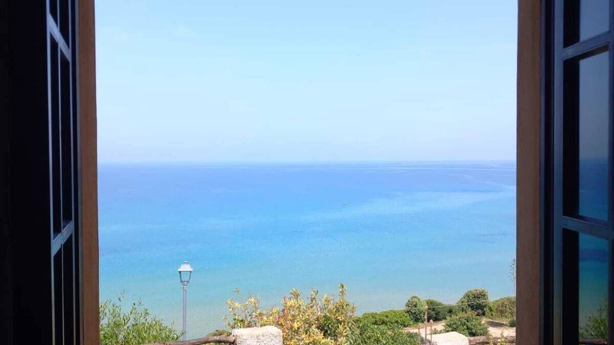 Arbus Apartment | Apartment with breathtaking sea view on the west coast in Sardinia