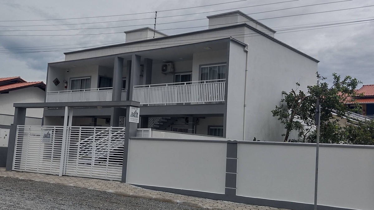 Praia da Armacao do Itapocoroi Apartment | Apart ZSS