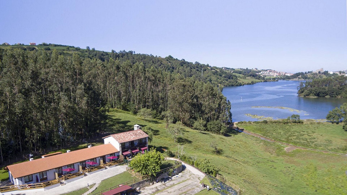 San Vicente de la Barquera Apartment | Apartamentos Las Garzas de Oyambre