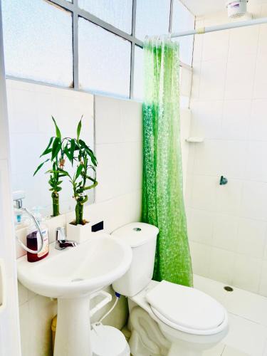 Usaquen Hotel | Apartaestudio junto a Clinica Santa Fe