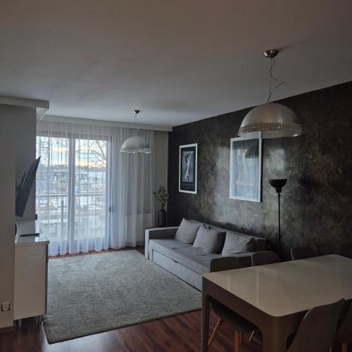 Krzyki Apartment | Apartament Karkonoska z garażem