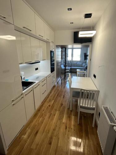 Turek Apartment | Apartament Milewskiego
