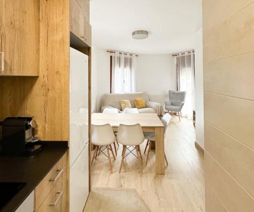 Esterri D'Aneu Apartment | Apartament modern i cèntric Esterri by RURAL D'ÀNEU
