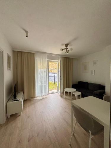 Brzozow Apartment | Apartament na górce