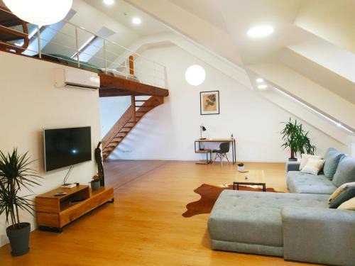 Bielsko-Biala Apartment | Apartament"Nad Niwką 6" z zamykanym bezpłatnym parkingiem