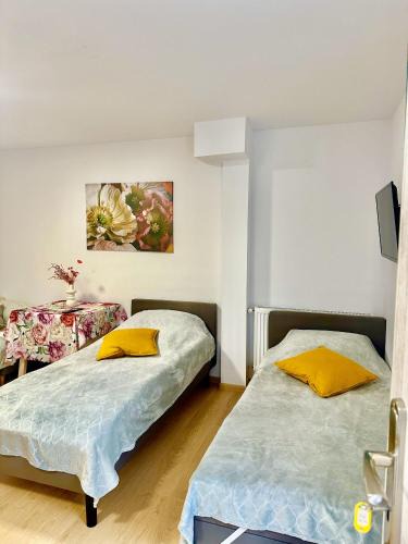 Mierzecice Apartment | Apartament nr 1 lub 2 przy Sali Kominkowej