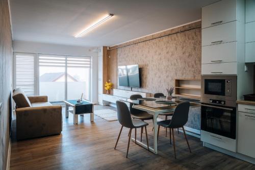 Cluj-Napoca Apartment | Apartament spațios cu magazin si bus