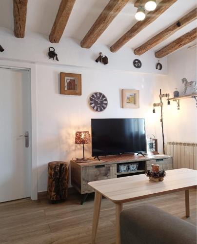 Campdevanol Apartment | Apartament Turístic Campdevànol