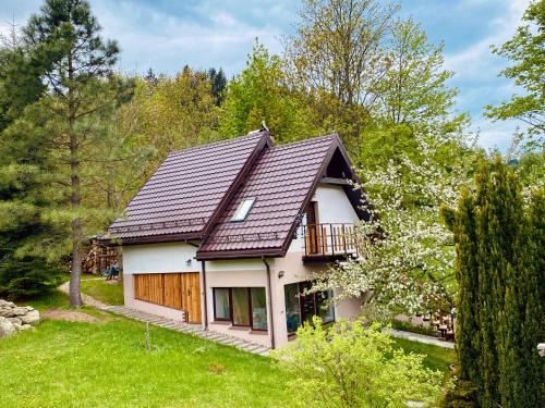 Kamienna Gora Apartment | Apartament W Dolinie Modrzewi