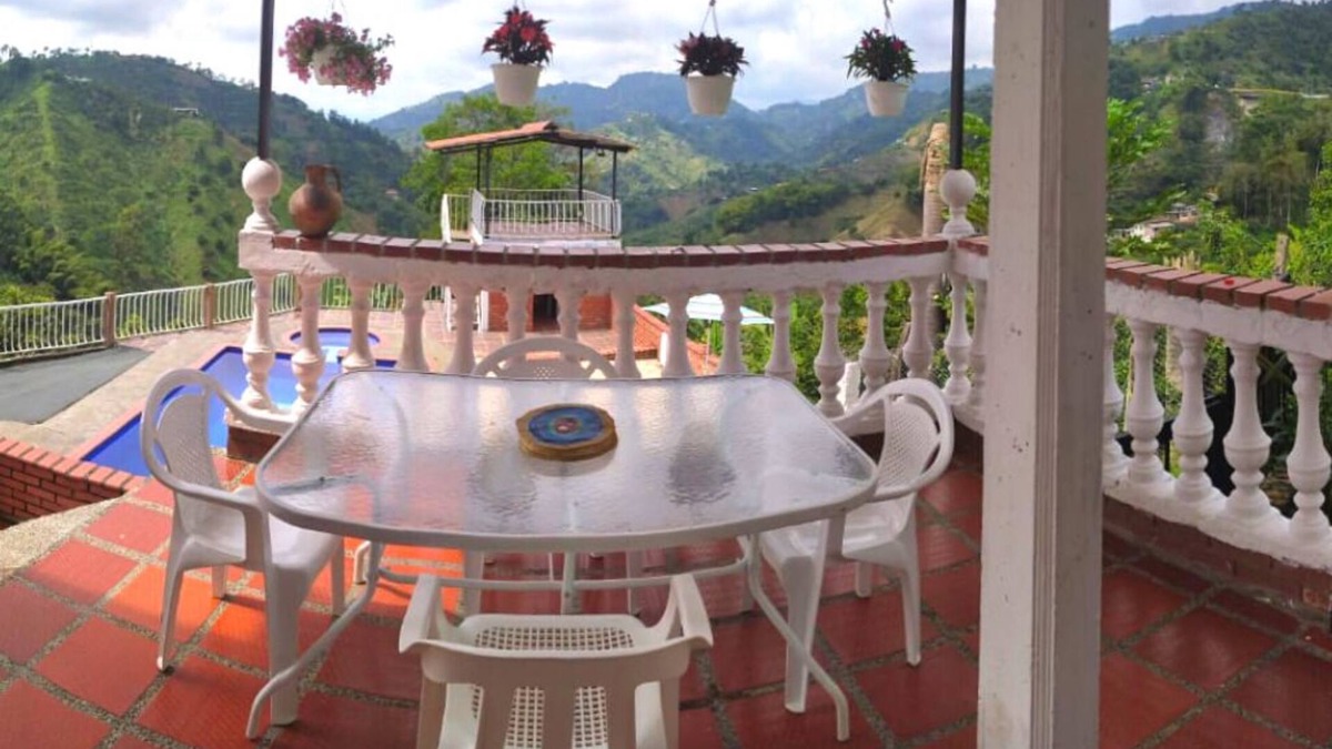 Manizales Other | Apartamento campestre con excelente vista y clima, ubicado a 10 min de Manizales
