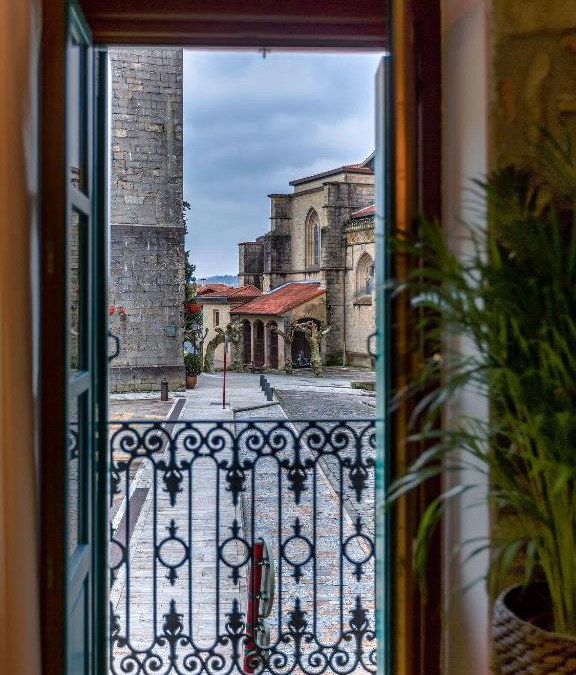 Hondarribia Historic Center Apartment | Apartamento Carlos V