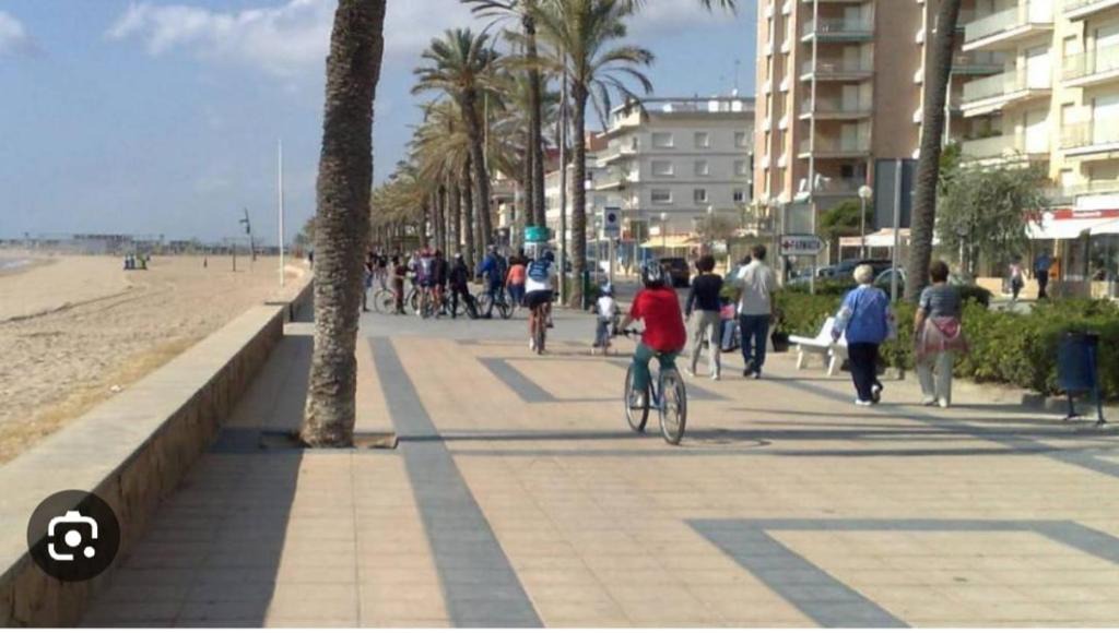 Segur de Calafell Apartment | apartamento cerca playa ,estación tren y garaje gratis en finca