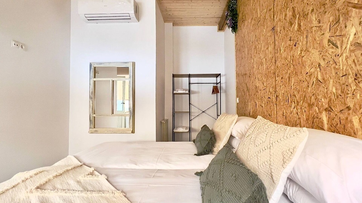Astorga Apartment | Apartamento con dos Camas y Terraza Privada