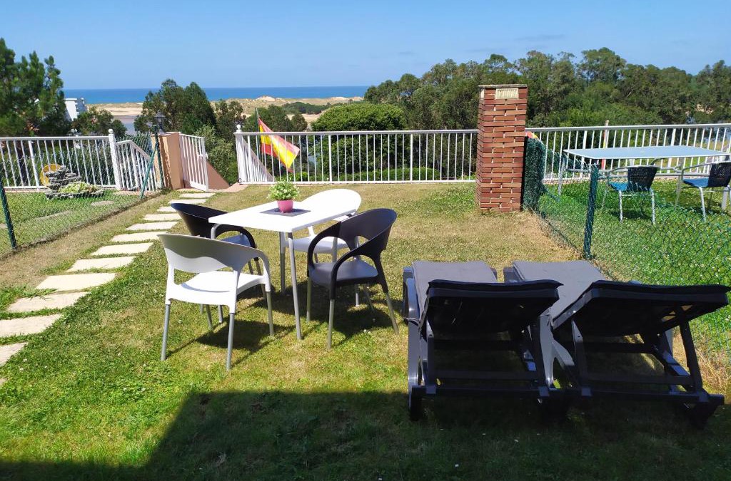 Mogro Apartment | Apartamento con jardín privado cerca playa Usil - Mogro
