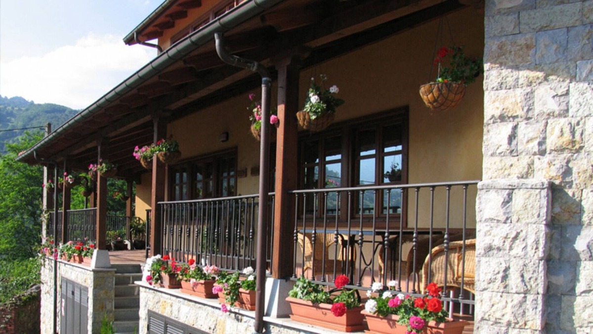 Pola de Lena Apartment | Apartamento con vistas a la montaña y Wifi